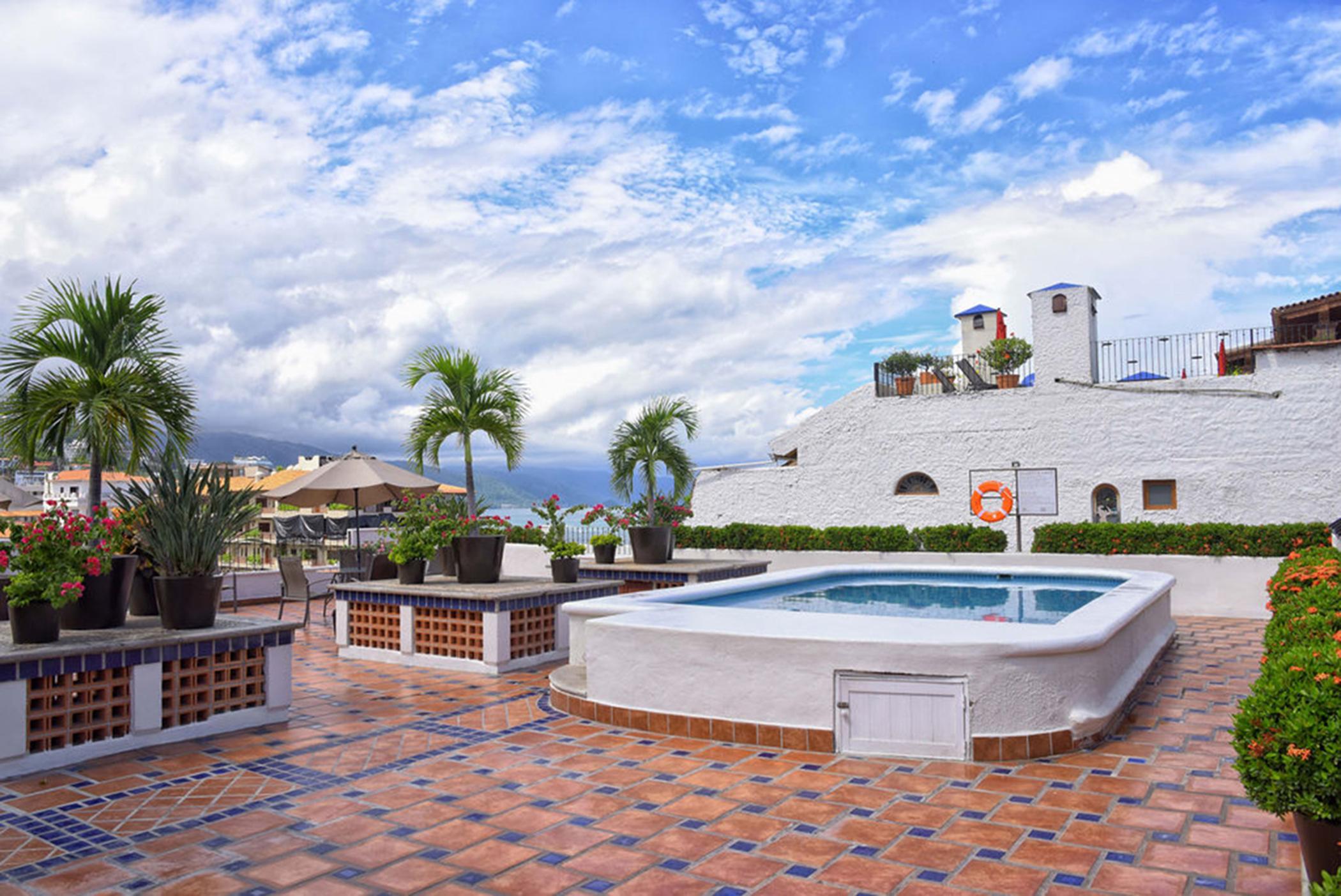 Hotel Eloisa Пуэрто-Вальярта Экстерьер фото